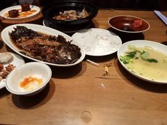 -泉畔人家·老济南经典鲁菜(大明湖店)