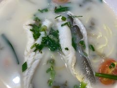 -玖鲜小笼(中山广场店)