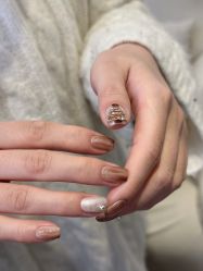 -HUII NAIL绘京美甲美睫会馆