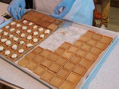 -巴黎贝甜(大宁国际商业广场店)