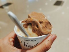 香草冰淇淋-VENCHI 闻绮(北京国贸商城店)