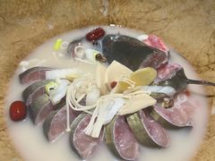 -老福耶小草帽石锅鱼(奥体店)