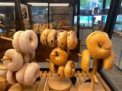 -Dough&Joe团憩(瑞虹天地月亮湾店)