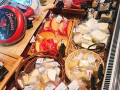 芝士奶酪区-远大购物中心(南岗店)