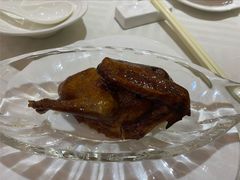 脆皮乳鸽-潮福城大酒楼·潮粤菜·港式点心(阳光城店)