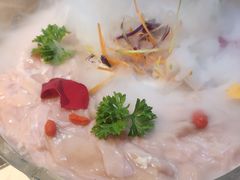 -牛员外鲜切牛肉火锅