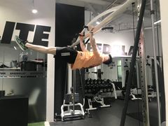 -汗水空间私教健身连锁(SM广场店)