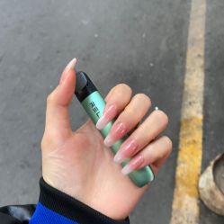-悦己美甲美睫