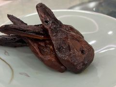酱鸭头-新东新.融合菜