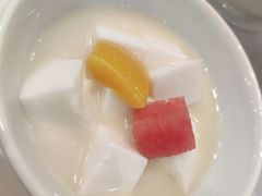 杏仁豆腐-东兴楼饭庄(六里桥店)