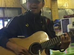 -布尔津河堤夜市