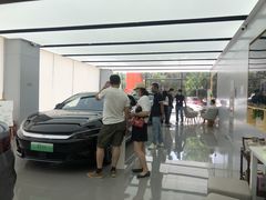 -比亚迪汽车王朝网(易能环耀银海大厦城市展厅)