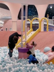 -奈尔宝·儿童乐园·亲子餐厅(鄞州万达店)