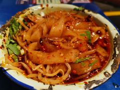 冒火锅粉-马路边边 传媒大学店