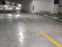 -悠方地下停车场