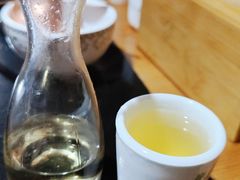 -果松木炭酸菜铜火锅·外婆参鸡汤