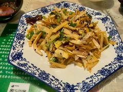 -蜗牛小馆醉乡民谣云南菜(惠新西里店)