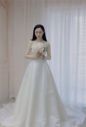 -LOVE SHINE婚纱·红鼎庄龙凤褂·妈妈装定制