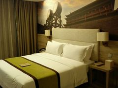 android_upload_pic-西安大雁塔科技大学地铁站亚朵酒店