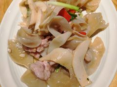 -十三式重庆江湖菜(金茂览秀城店)