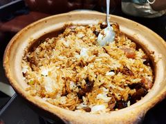 招牌腊味煲仔饭-高第街56号港式餐厅·精选(世茂广场宽厚里大明湖店)