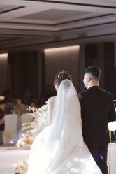 -GRACE KELLY婚纱与礼服(北京店)