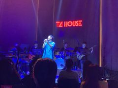 -TZ House音乐现场(来福士中心店)