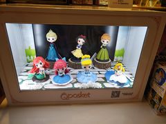 -泡泡玛特POPMART(蓝色港湾店)