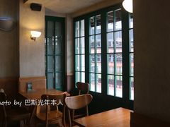 -星巴克(武康路店)