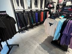 -UNDER ARMOUR(八达岭奥莱店)