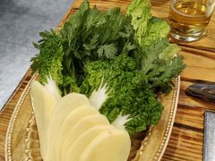 -菌之家·专业纯野生菌火锅·特色炒菌