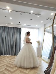 -予白婚纱礼服馆