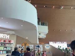 -抱抱地球咖啡馆(国家海洋博物馆店)