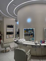 -PE SALON