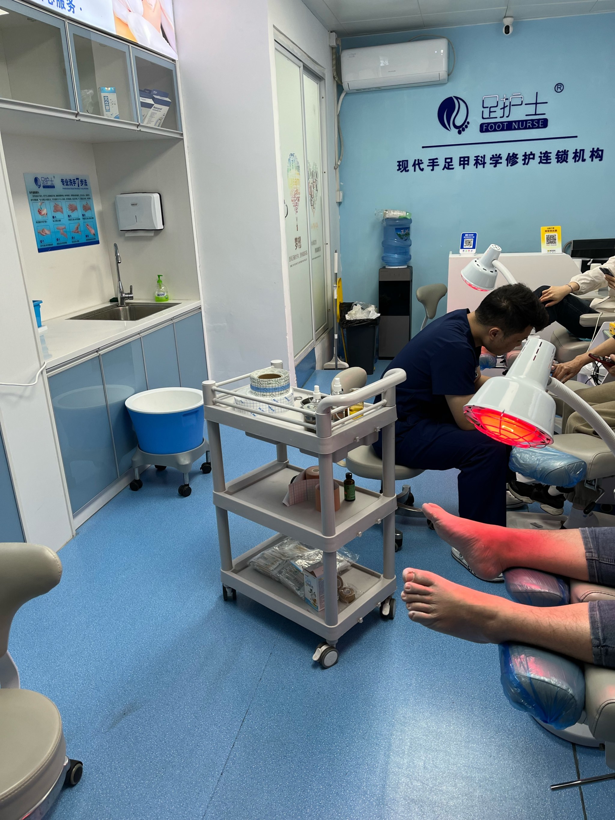 北京中医药大学第三附属医院检查陪护加挂号院内各类机器操作全程协助，轻松搞定的简单介绍