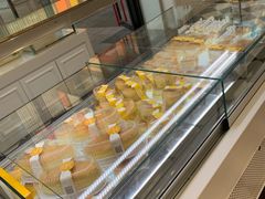 面包甜点陈列柜-味多美(江桥万达店)