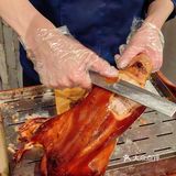 来这家餐厅一定要点这个烤鸭