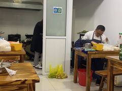 大堂-阿姨小肉摊(同济西苑店)