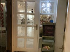 门面-共舞时光猫咖·狗咖(新街口店)