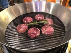 -佟爷·老北京炙子烤肉(动物园店)