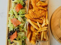 -ins森林童话餐厅coffee&bistro