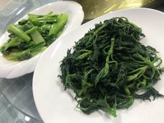 -天天向上素食餐厅(五台山店)