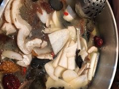 -野菌皇海景野生菌火锅(滨海大道店)