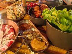 -叽叽扎扎烤肉场(生态城万达店)