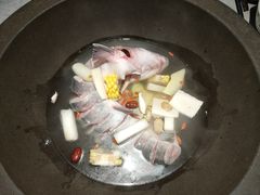 原味原汁锅-鲜潭蒸汽石锅鱼(五道口购物中心店)
