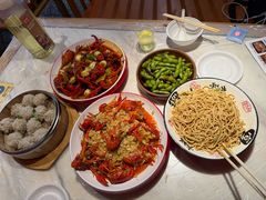 -老街烧烤大排档·地道湖北菜·龙虾馆(汉口火车站店)