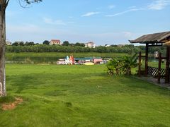 -梁子湖东篱老屋生态庄园