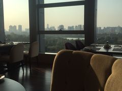 -南湖名都·景湖轩全日制餐厅·海鲜自助·东南亚风味·临湖而食