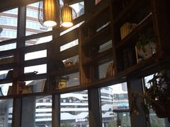 靠窗位-素德轩素食餐厅(东港店)