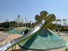 -季高兔窝窝亲子园(上海薰衣草公园店)